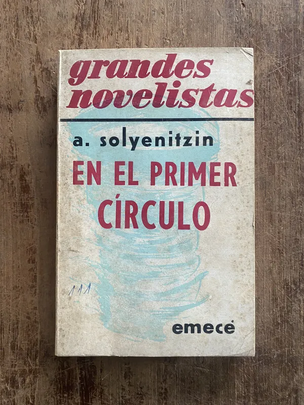 En el primer circulo - Solyenitzin, A. (5e1)