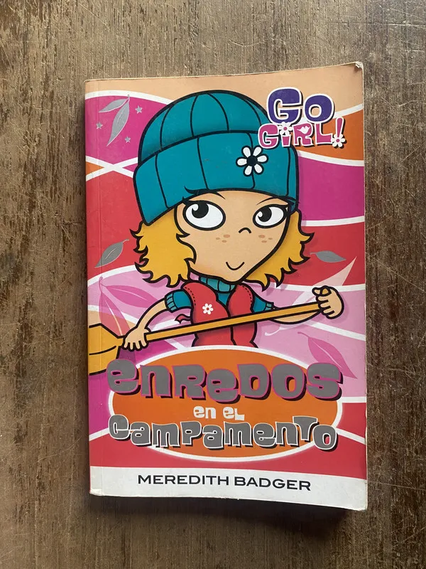 Enredos en el campamento - Badger, Meredith (5e5)