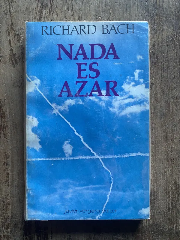 Tapa de Nada es azar - Bach, Richard (5e7)