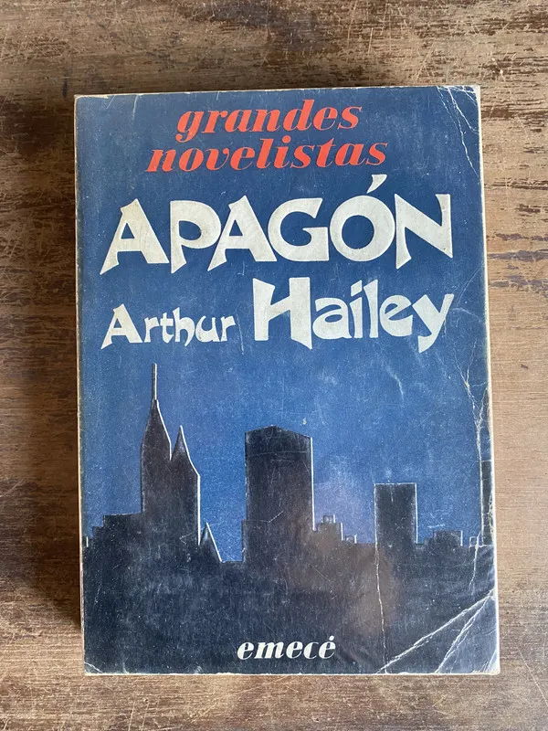 Tapa de Apagon - Hailey Arthur (5g0)