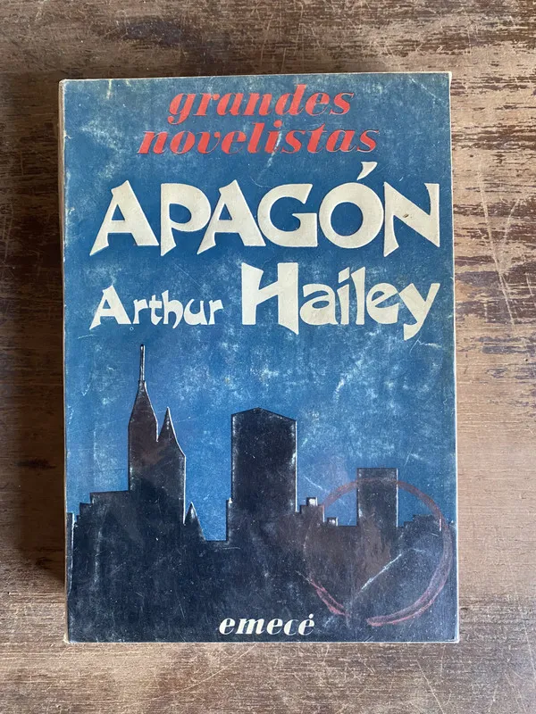 Tapa de Apagon - Hailey Arthur (5g0)