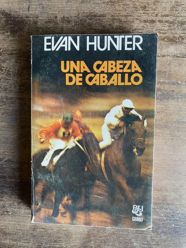 Una cabeza de caballo - Hunter Evan (5i0)