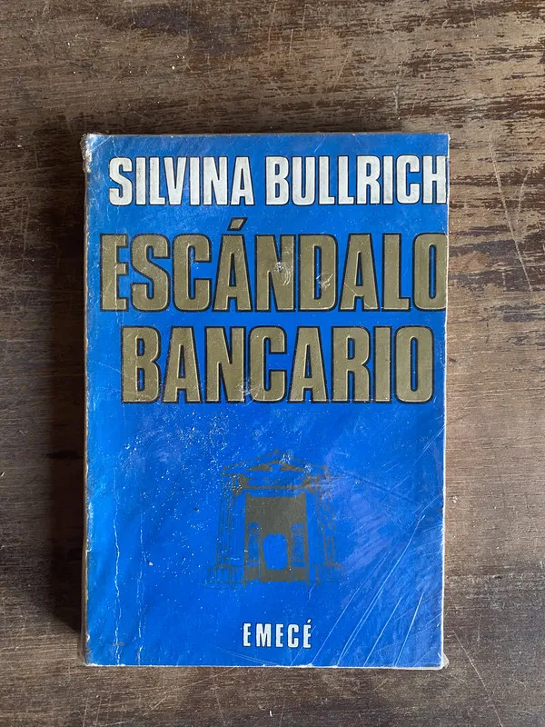 Tapa de Escandalo bancario - Bullrich Silvina (4y0)