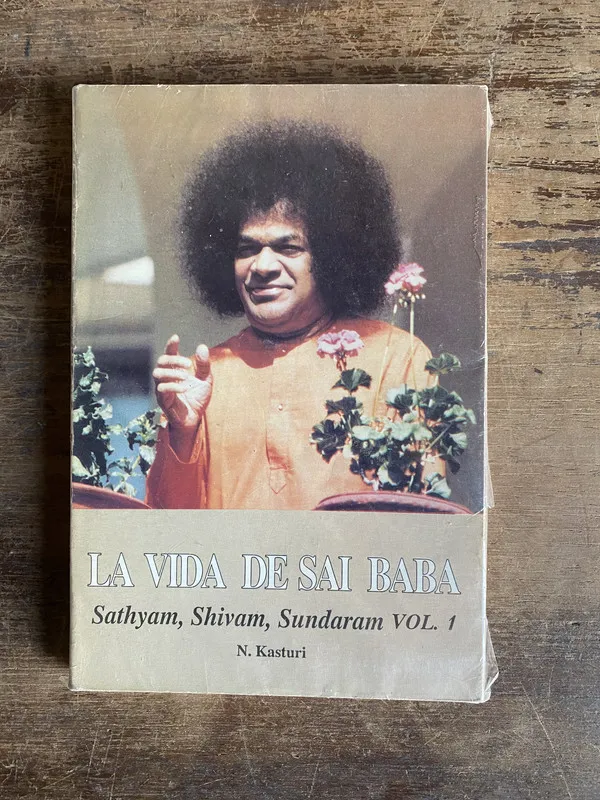 La Vida de Sai Baba - Kasturi N. (4z0)