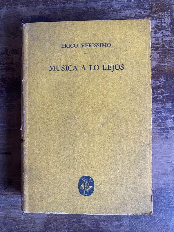 Musica a lo lejos - Verissimo Erico (5b0)