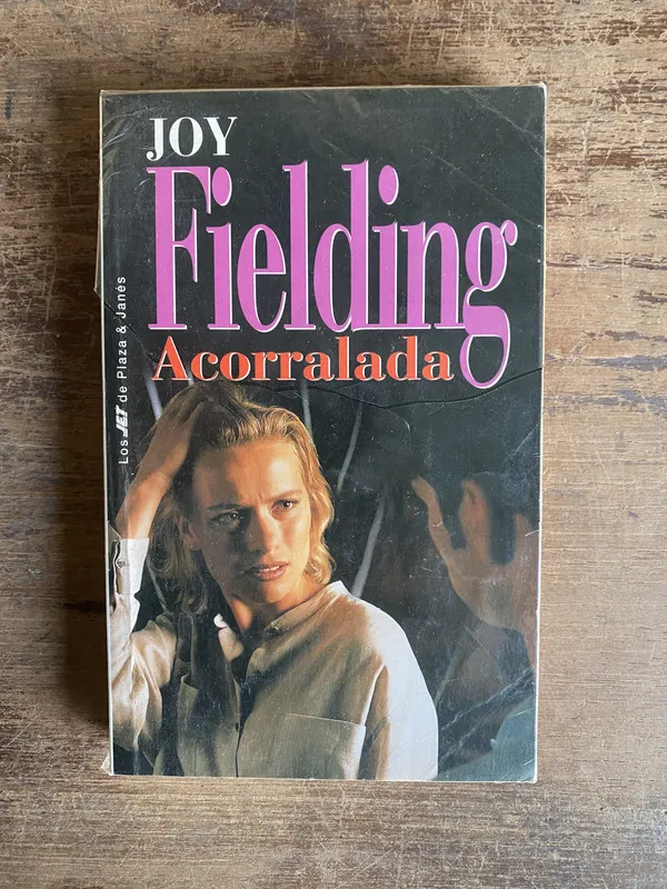 Tapa de Acorralada - Fielding Joy (4s0)