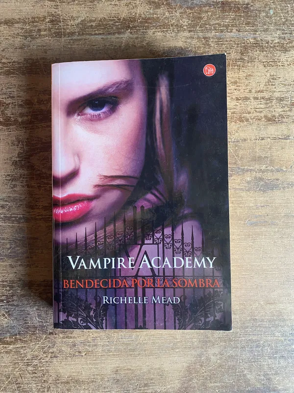 Tapa de Vampire Academy - Mead Richelle (5n3)