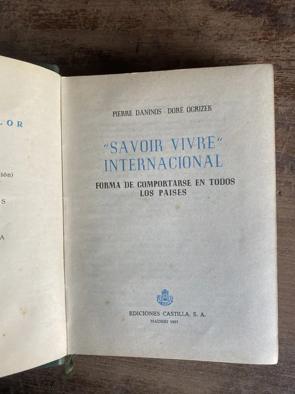 Savoir Vivre Internacional - Daninos (5n4)