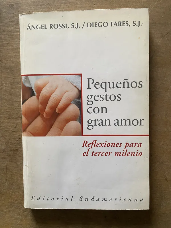 Pequeños gestos con gran amor - Rossi (3w3)
