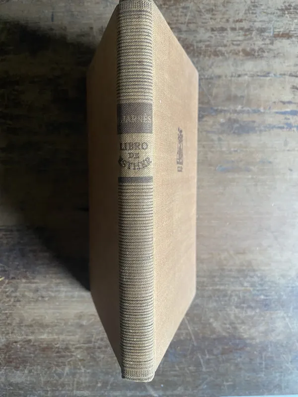 Tapa de Libro de Esther - Jarnes (5k2)