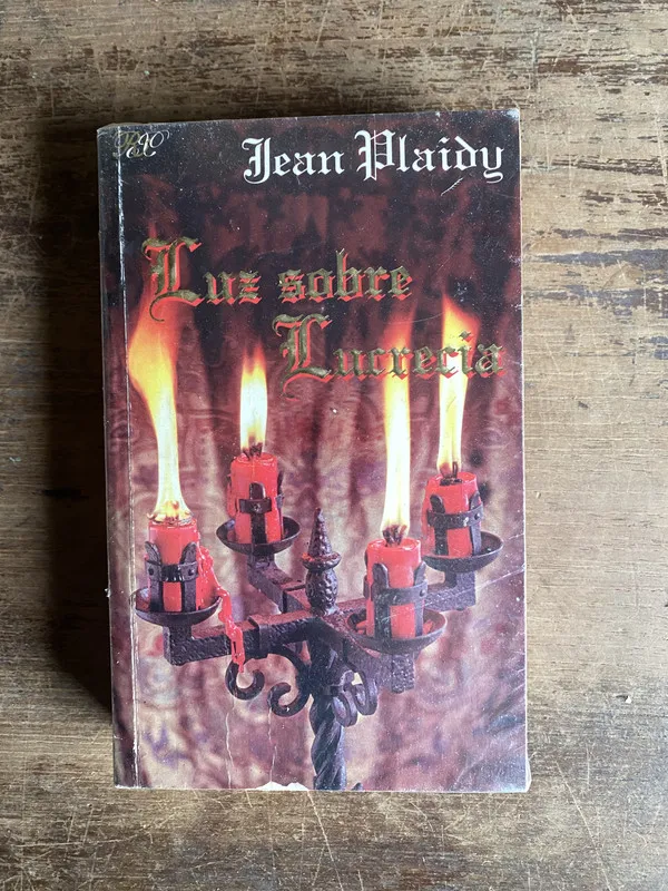 Tapa de Luz sobre Lucrecia - Plaidy Jean (5k4)