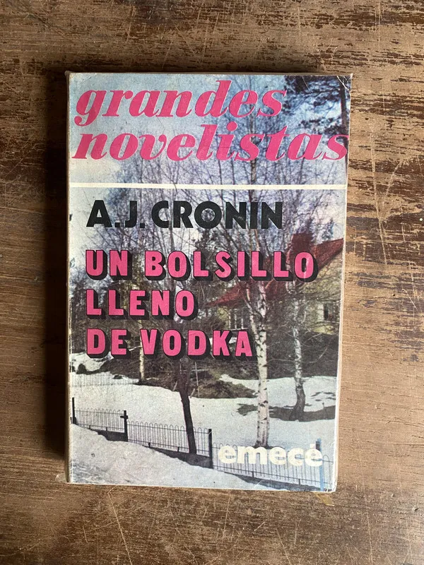 Tapa de Un bolsillo lleno de vodka - Cronin A.J. (5k4)