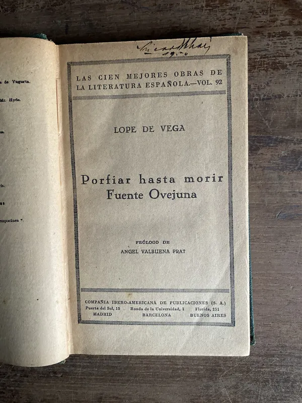 Porfiar hasta morir / Fuente Ovejuna - © (4c0)