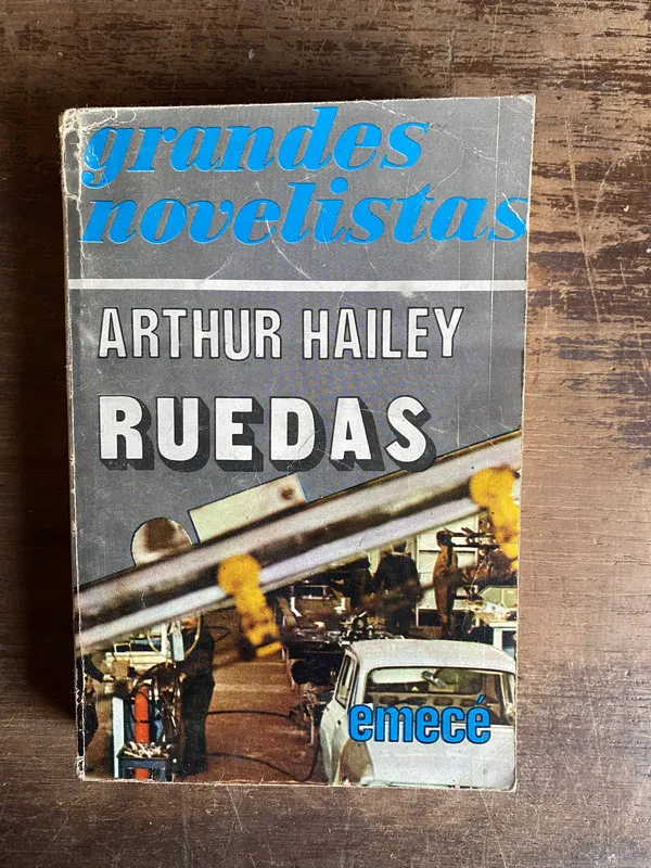 Ruedas - Hailey Arthur (4i0)