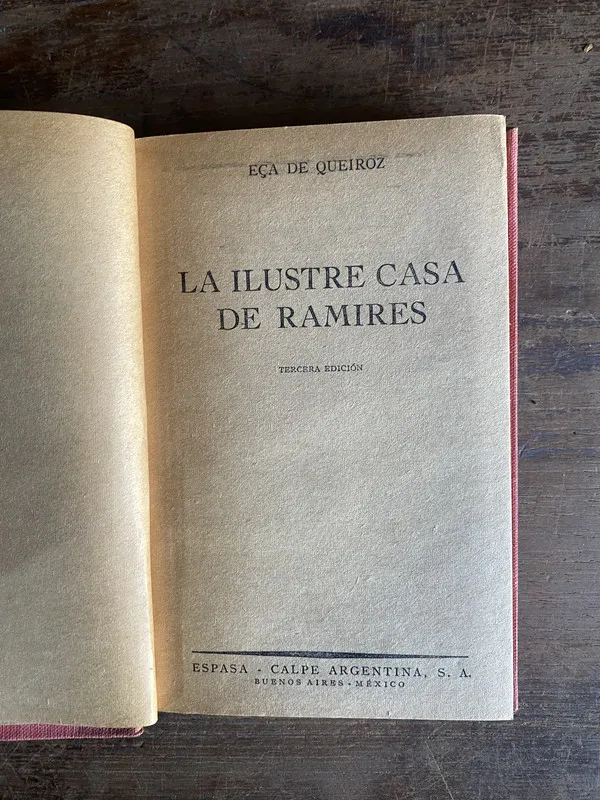 La ilustre casa de Ramires - Eça de Queiroz (4j0)