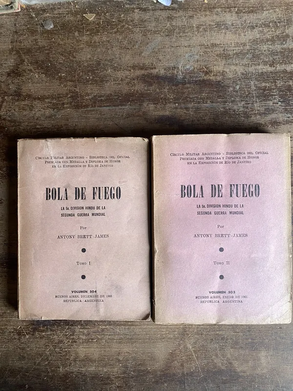 Bola de Fuego - Brett-James Antony (5n5)