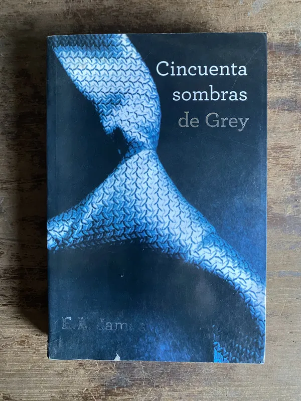 Cincuenta sombras de Grey - James E.L. (5m2)