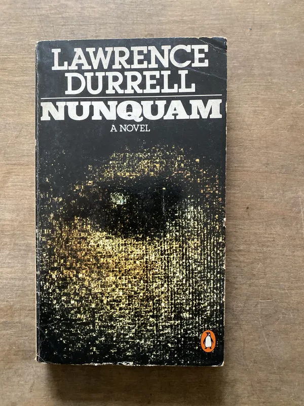 Tapa de Nunquam - Durrell Lawrence (3s2)