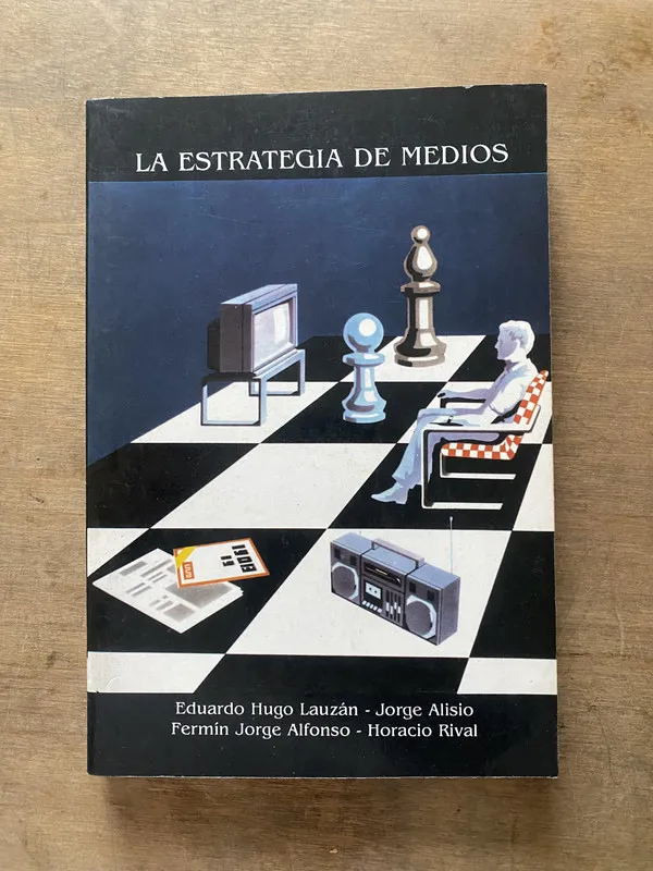 Tapa de La estrategia de medios - Lauzan (3s4)