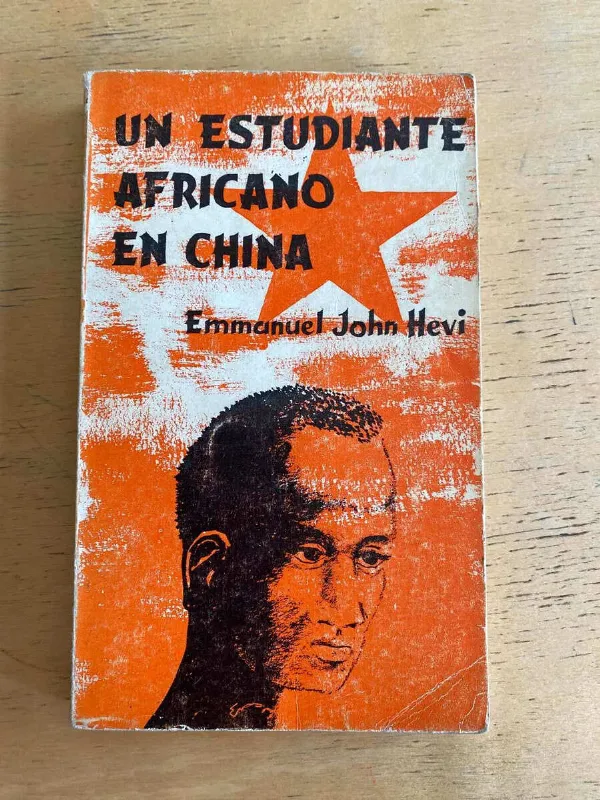 Tapa de Un Estudiante Africano En China - Hevi, Emmanuel John (p5)