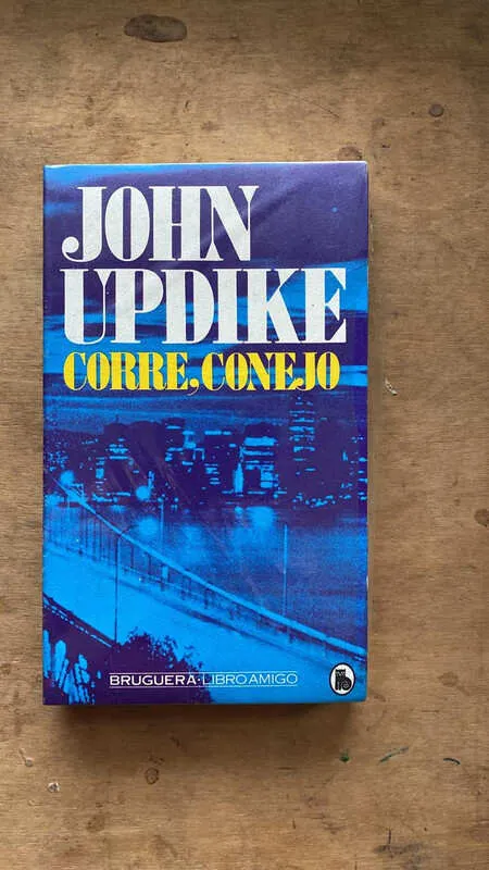 Corre Conejo - Updike, John (v4)