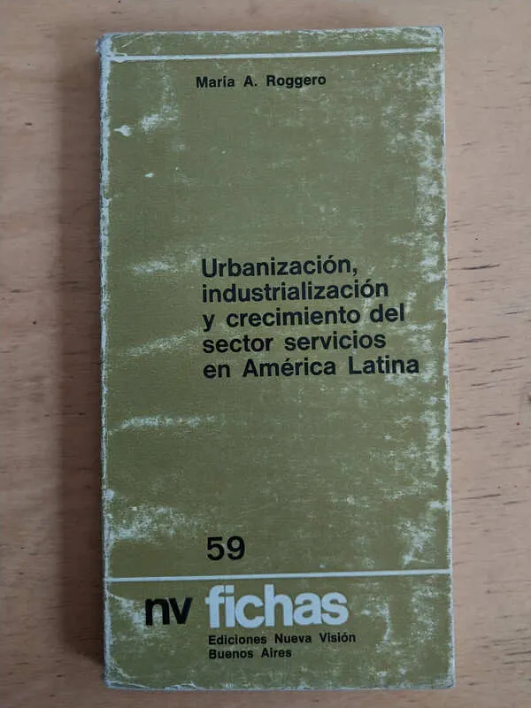 Tapa de Roggero - Urbanizacion, Industrializacion Y Crecimiento (j4)