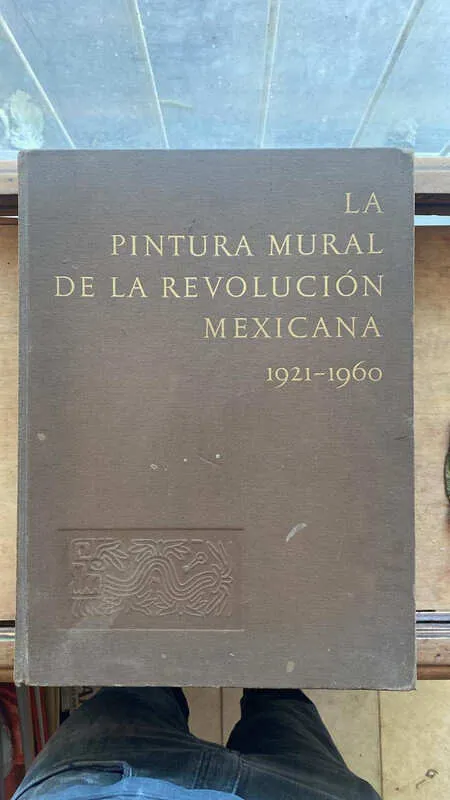 La Pintura Mural De La Revolucion Mexic- Alvarez Bravo (dd0)