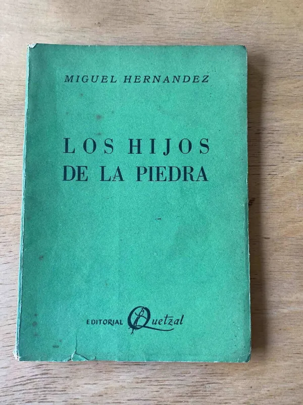 Los Hijos De La Piedra - Hernandez, Miguel (r4)