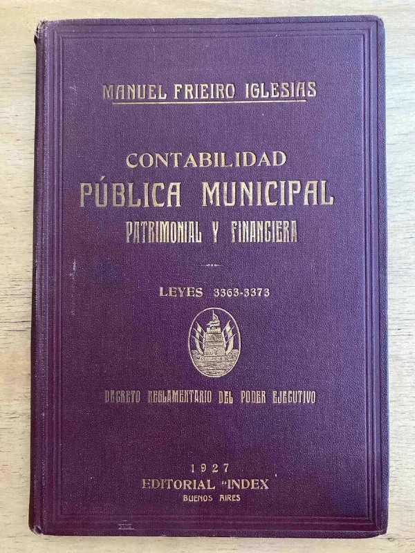 Tapa de Contabilidad Publica Municipal - Frieiro Iglesias, M. (k4)